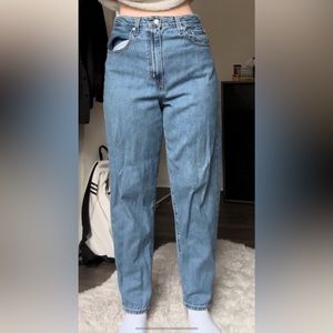 Levi’s high waisted loose jeans